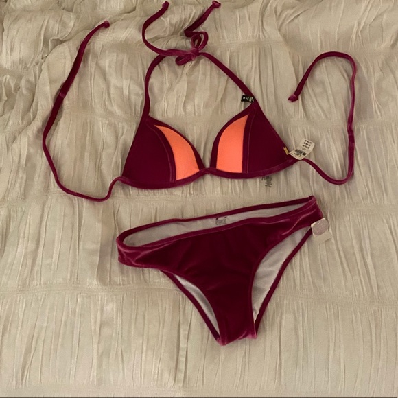 Velvet Victoria’s Secret pink bikini size S/M - Picture 3 of 9